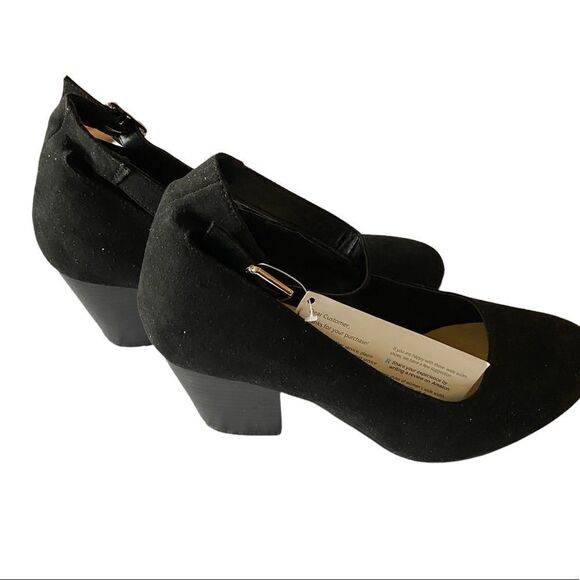 Luoika Wm’s Sz 7 Black Suede Ankle Strap Round Toe Pump Shoes - Picture 3 of 6